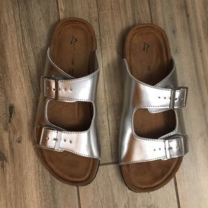 Metallic sandals